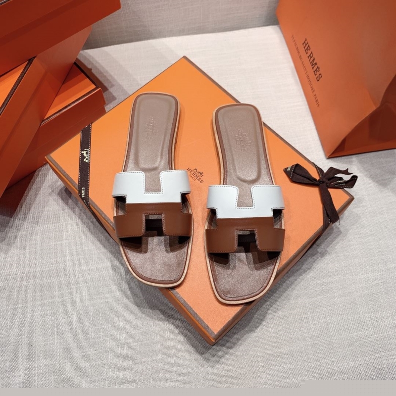 H**mes slippers